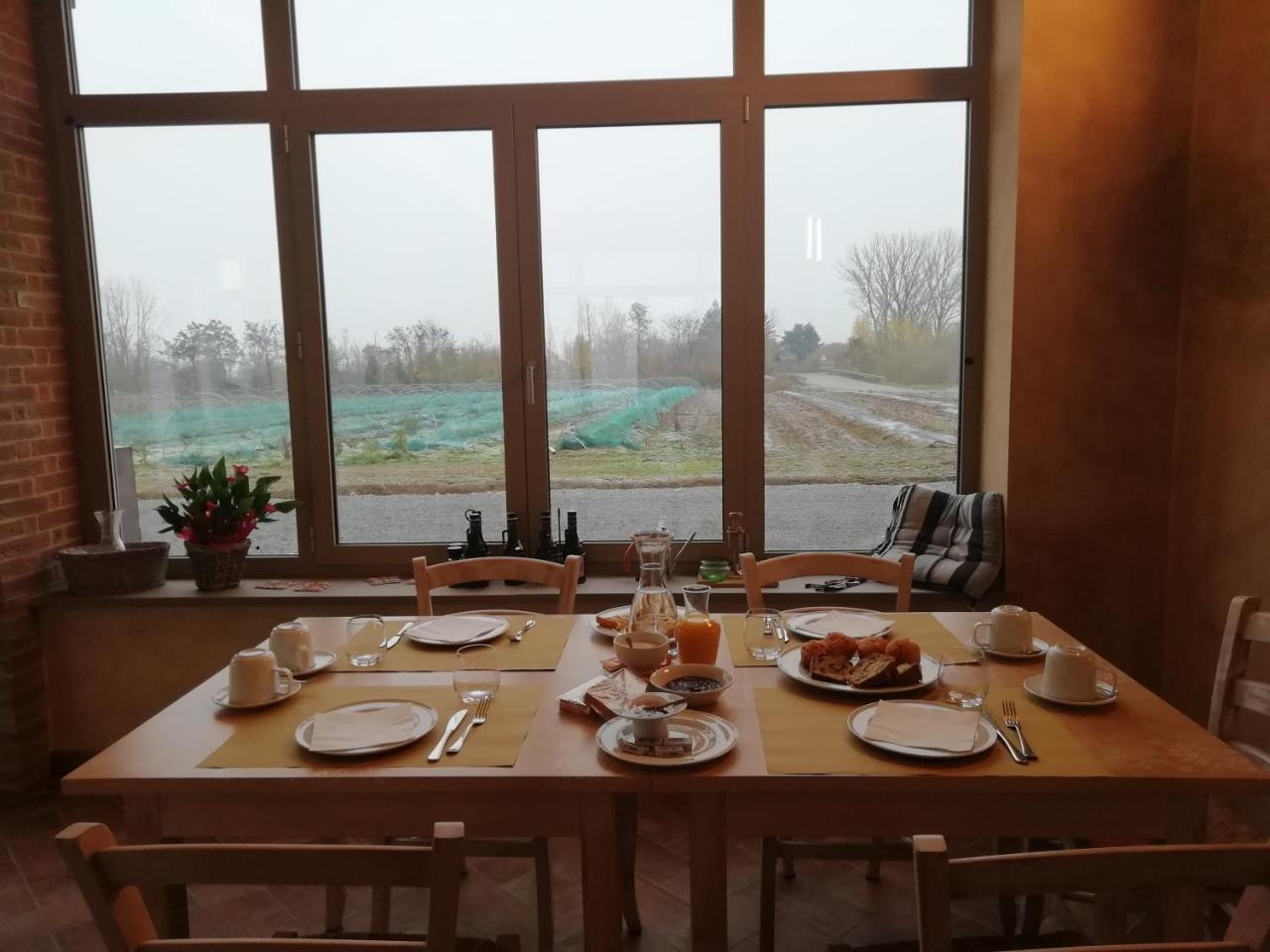 Agriturismo Campogrande Carpaneto Piacentino المظهر الخارجي الصورة